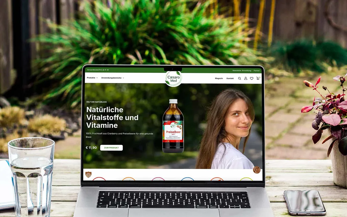 Der Shop von Caesaro Med auf einem MacBook.